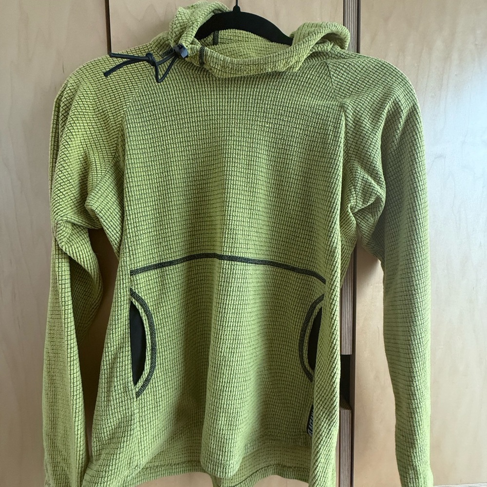 Womens Green Micro hood Melanzana